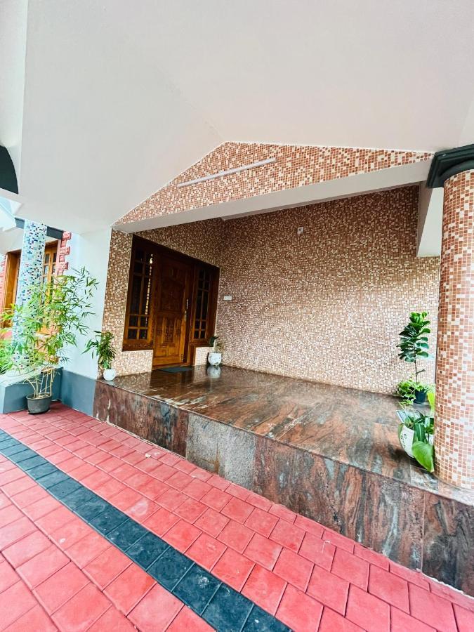 Spacious 3-Bedroom Private Villa In Mangalore - Ideal Getaway For Family And Friends Exterior photo